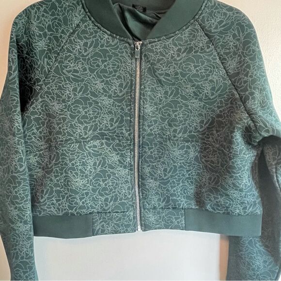 Balance Athletica Green Floral Crop Full zip coat jacket size L large - Picture 3 of 5